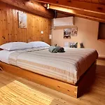 Appartement Casa Elenina *