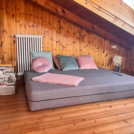 Casa Elenina Lägenhet Gravedona